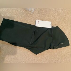 Lululemon align high-rise 25 . Size 10 brand new. Rainforest green.